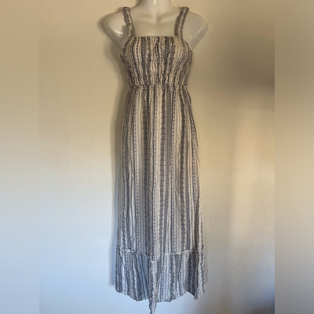 Japna Women’s Tiered Midi Dress XS Smocked Flowers Boho Cottage Gypsy